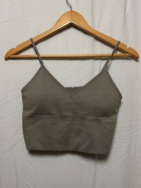 3/$25 Dynamite sports bra/cropped top